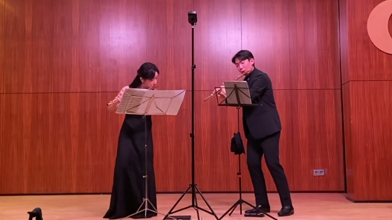 F. Kuhlau: Duo A-Dur, Op.102, No.3, 1. Allegro Vivace
