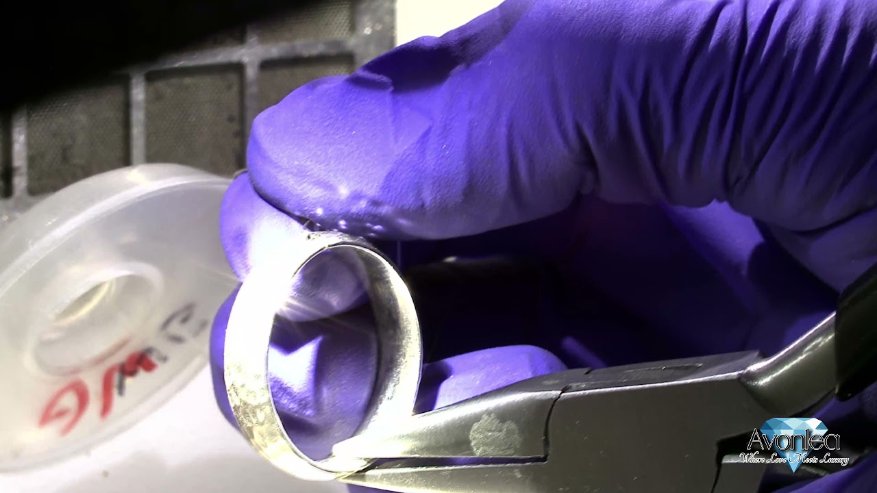 The Correct Way to Laser Solder a Ring - Resize 14K White Gold Hammered Men's Wedding Band - 4K UHD