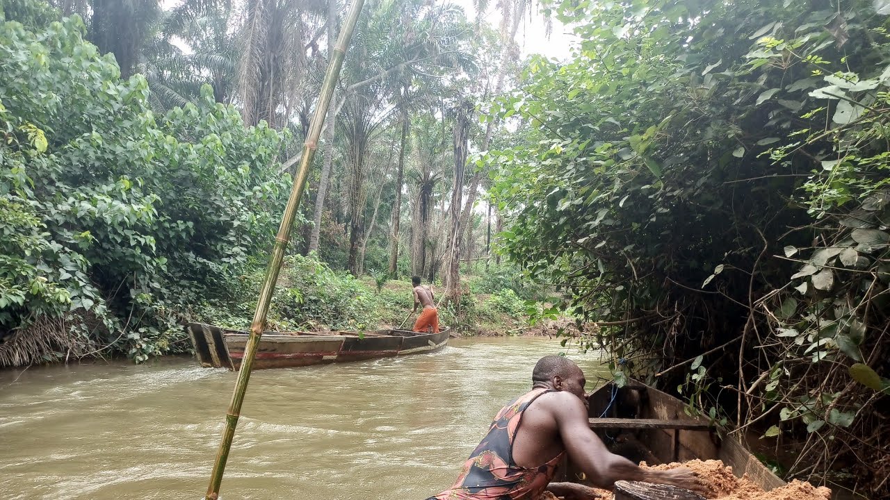 Canoe Ride Through Mmamu River In Enugu Nigeria
