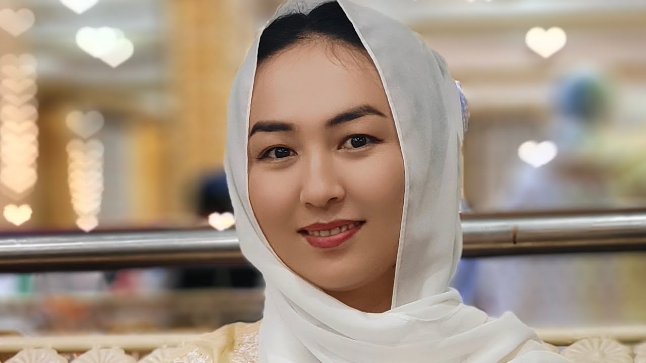 Marzia Azadi Official  is live