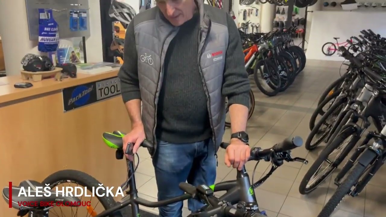 NABÍJENÍ MOBILNÍHO TELEFONU NA ELEKTROKOLE