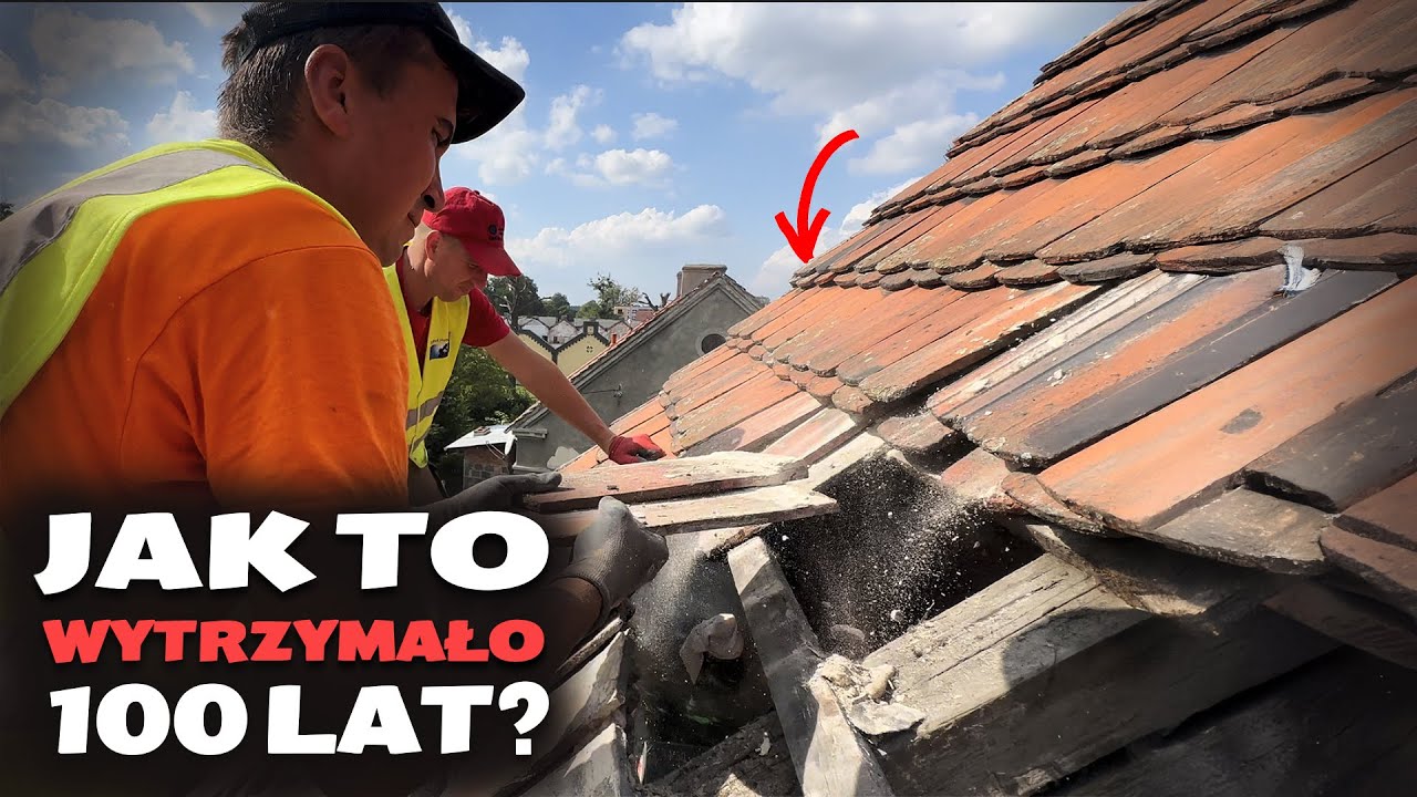 Rozbiórka starego dachu z czasów Niemców – co znaleźliśmy?!