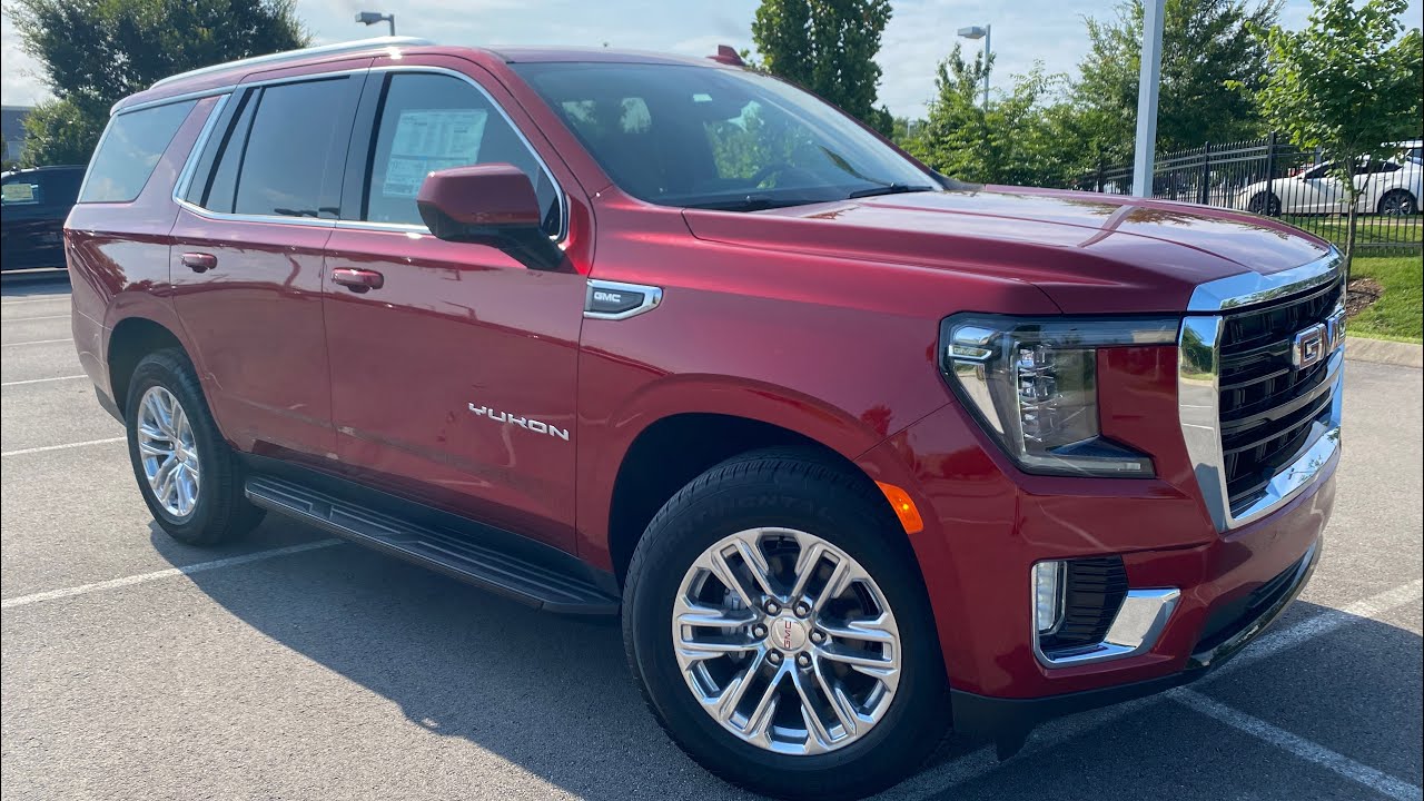 Тест-драйв и обзор GMC Yukon SLE 2021 года
