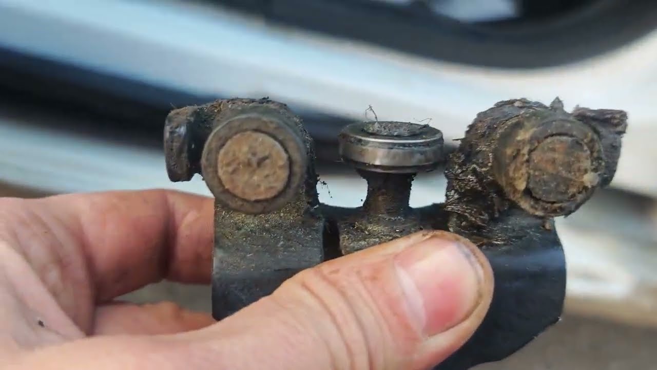 Замена ролика сдвижной двери Mercedes Citan; Renault Kangoo 2 ;3 .  Citan ; Kangoo 2; 3 door rollers