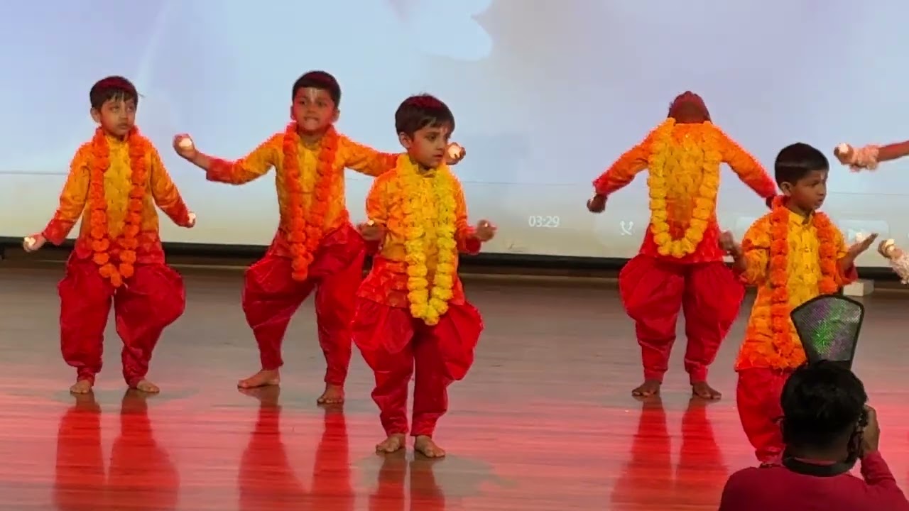 Shivansh ukg saraswat vandana #annualday2026 #danceperfomance 