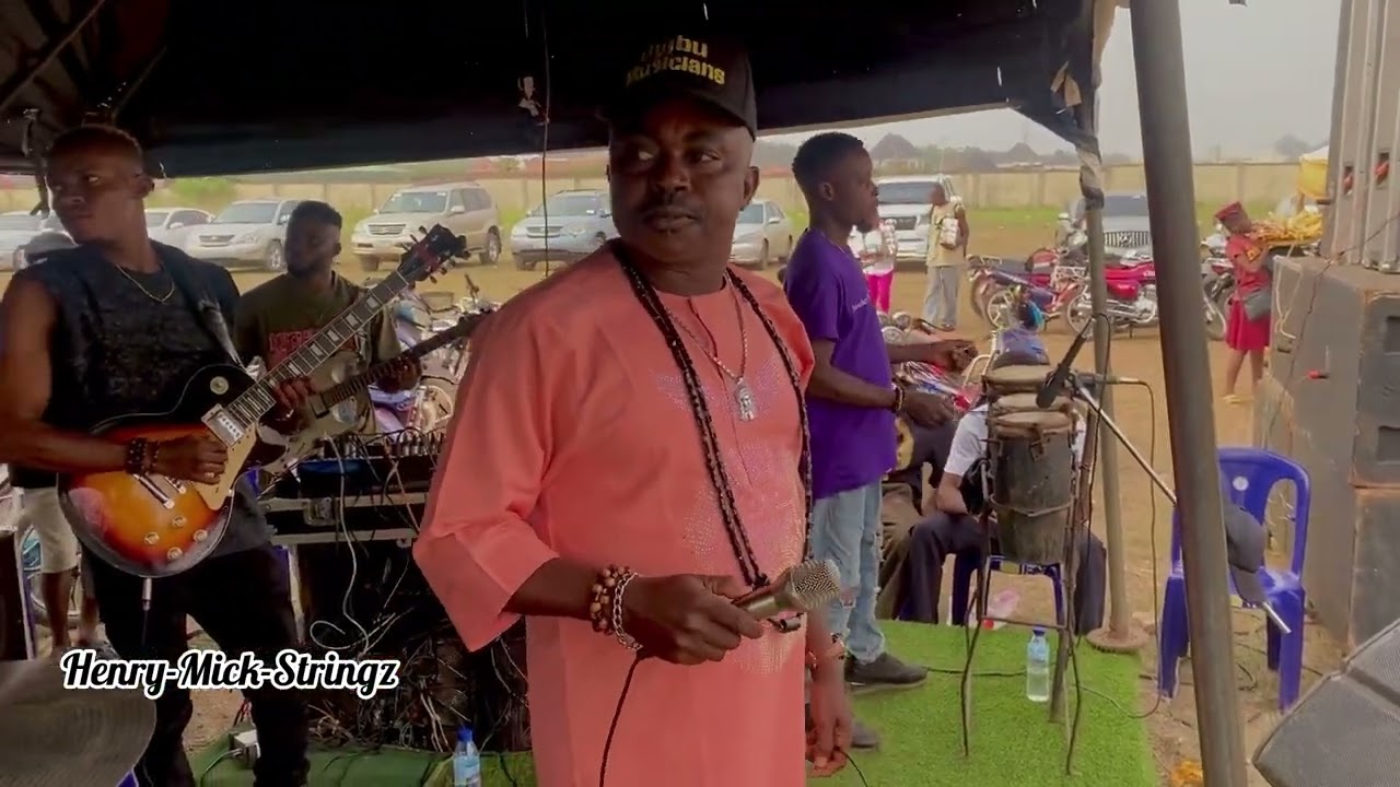 De great Onyelelue live performance 