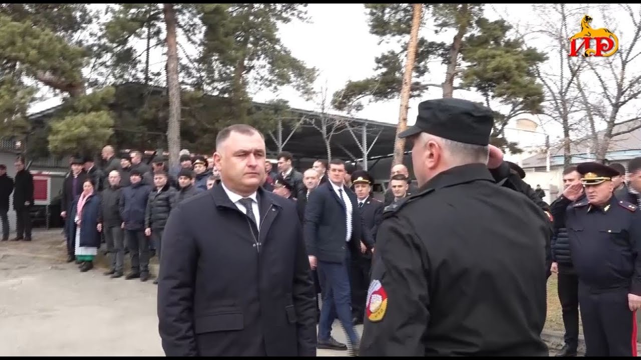 Президент Алан Гаглоев поздравил сотрудников ОМСН с 21-й годовщиной со дня образования отряда.