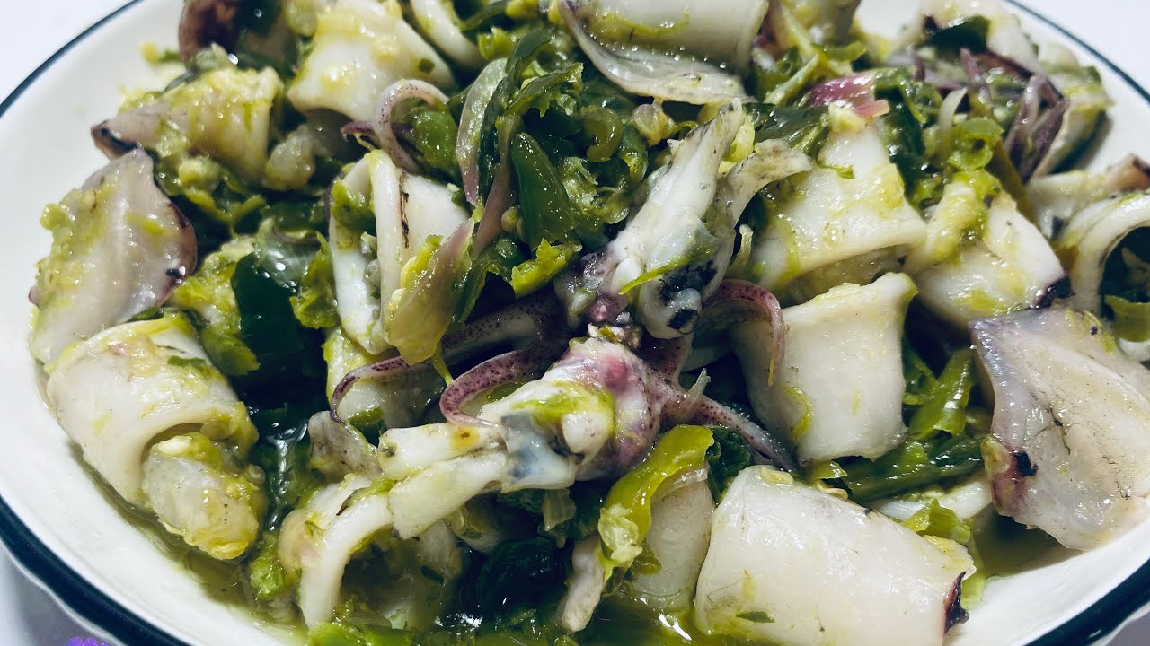 Cumi Empuk + Sambel Cabe Ijo Super Pedas, Dijamin Ludes!