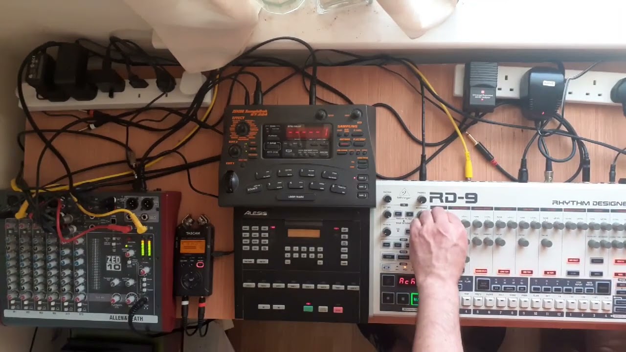 Gabber Jam on MMT8+RD9+ST-224 - free DL in description
