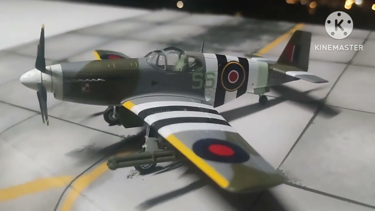 #95 North American P-51B Mustang (1/72 Easy Model) [8]