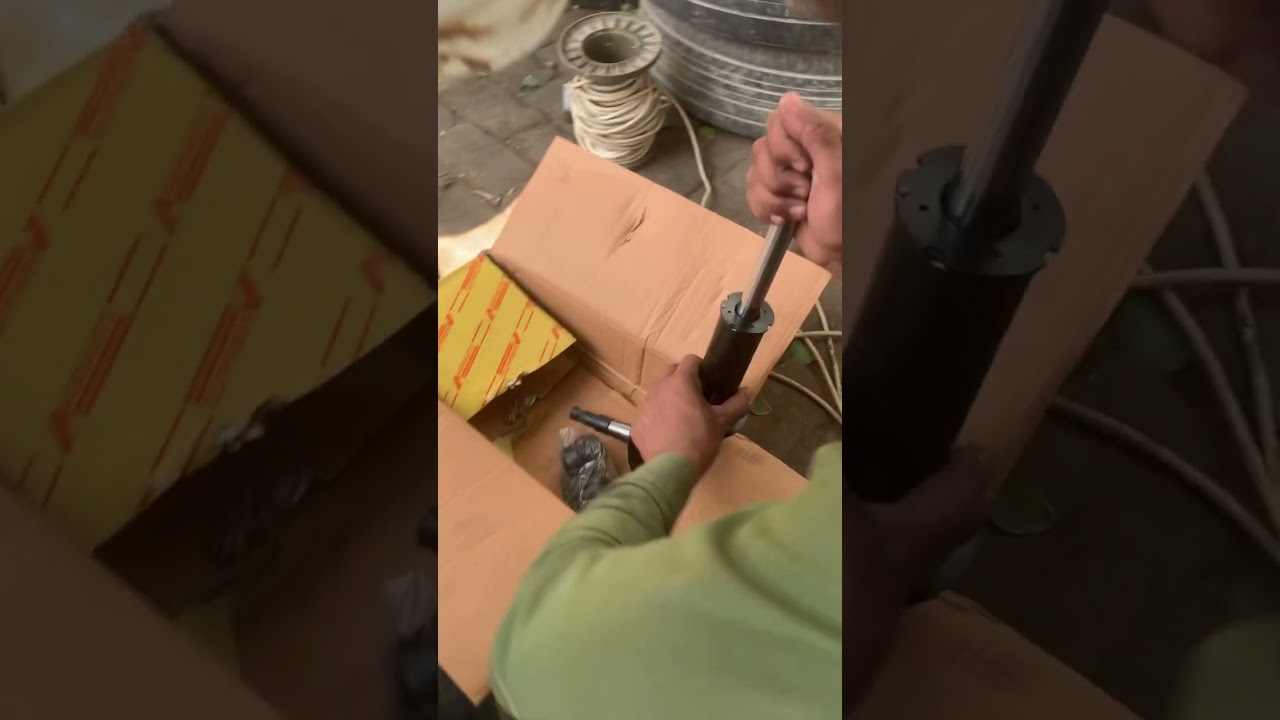 Suzuki bolan front shocks change