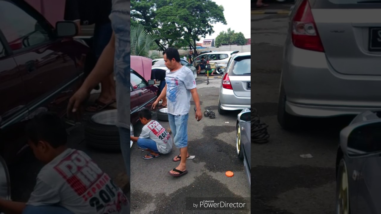 Mojokerto Solidarity in Surabaya flush meet stance | Hellastance 2016