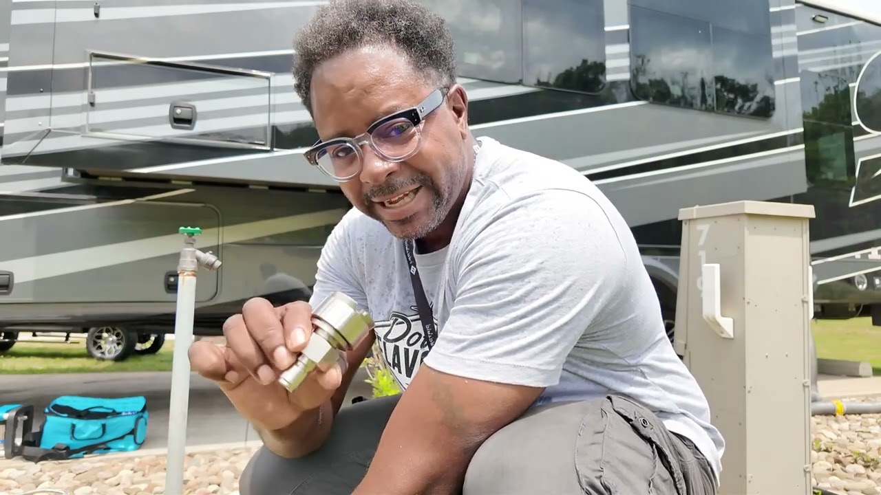💦The New Blu Tech AR3 RV Water Filter With LED UVC Light Review / Softener Regeneration.