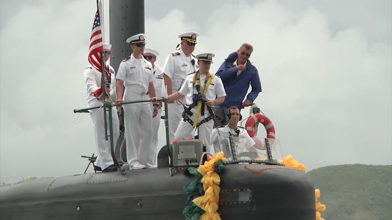USS Topeka Arrives at Naval Base Guam