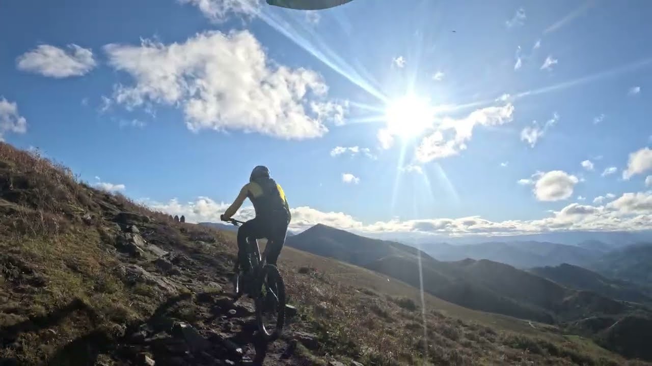Día duro …Eretza,Pico La Cruz y Calavera juguetona con el barro!!