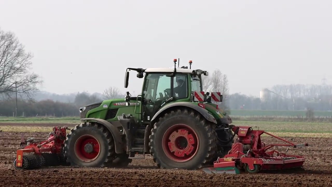 Fendt 728Vario, Ringelwalze, Kreiselegge.