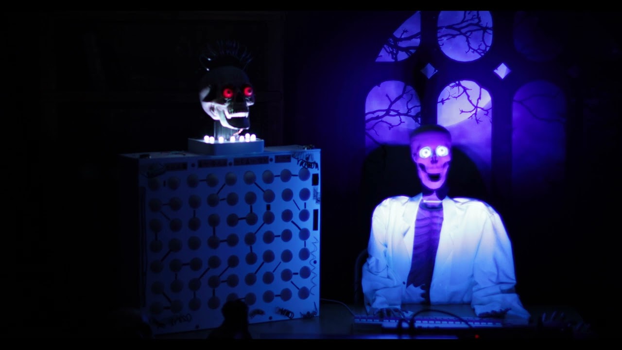 The Monster Mash with introduction - 2022 Halloween Light Shows