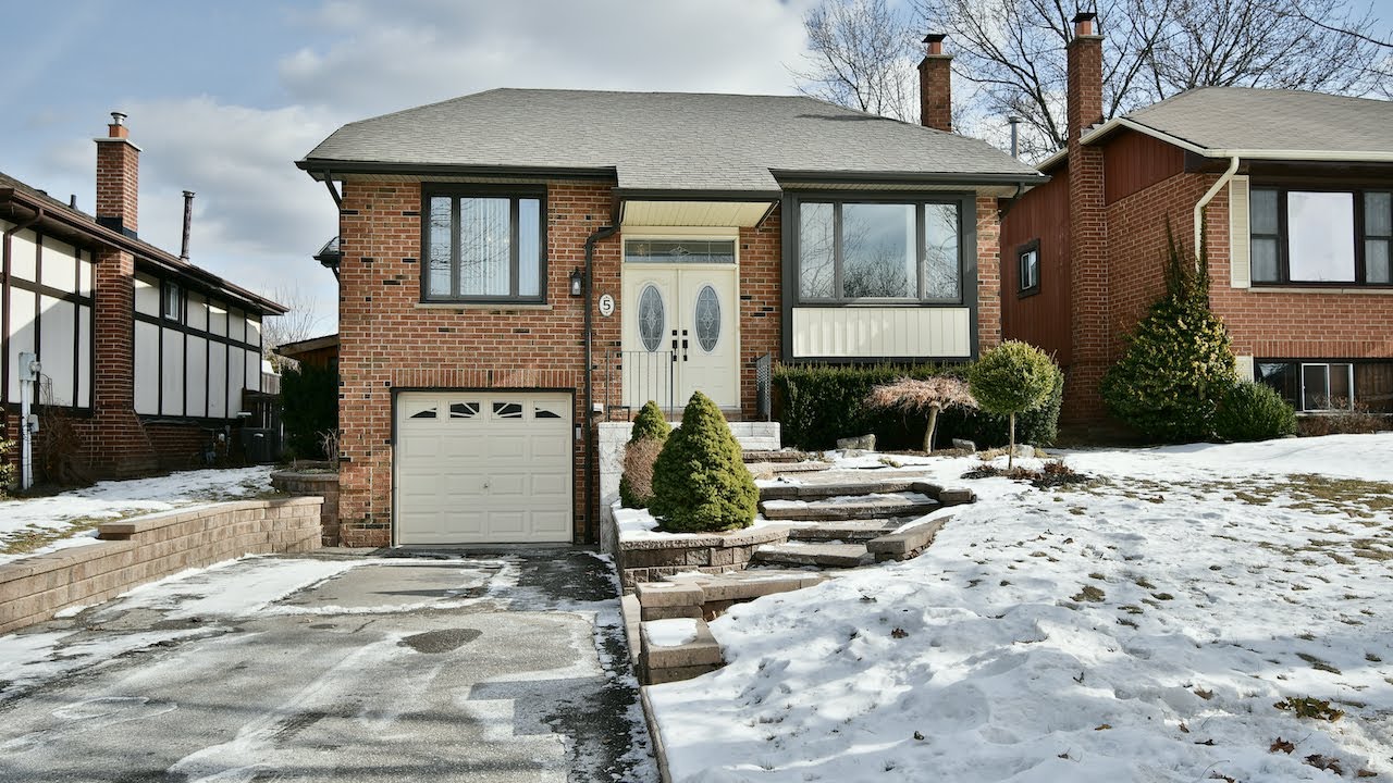 5 Muir Cres, Whitby - Open House Video Tour