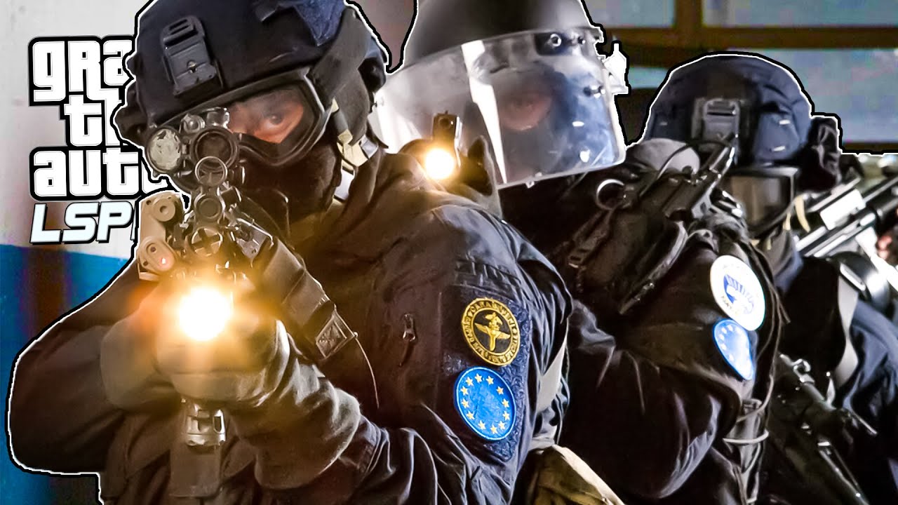 SWAT ITA (CARABINIERI G.I.S.)! - GTA 5 LSPDFR POLIZIA ITA 👮🏻‍♀️