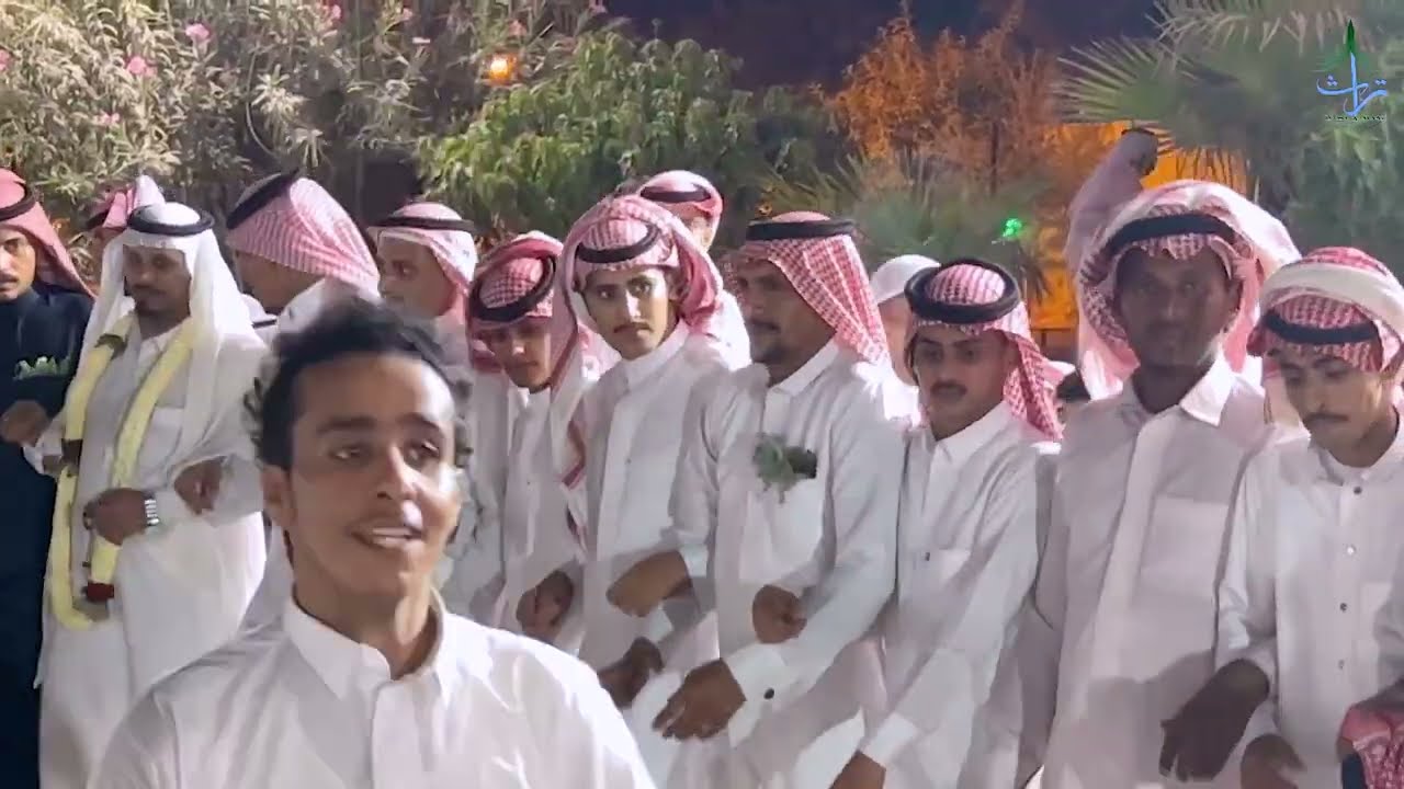 دمة حماسية مهداه من محمد العارجي للشاعر عمر المحراقي بمناسبة زواجه | كلمات واداء : محمد العارجي🎤