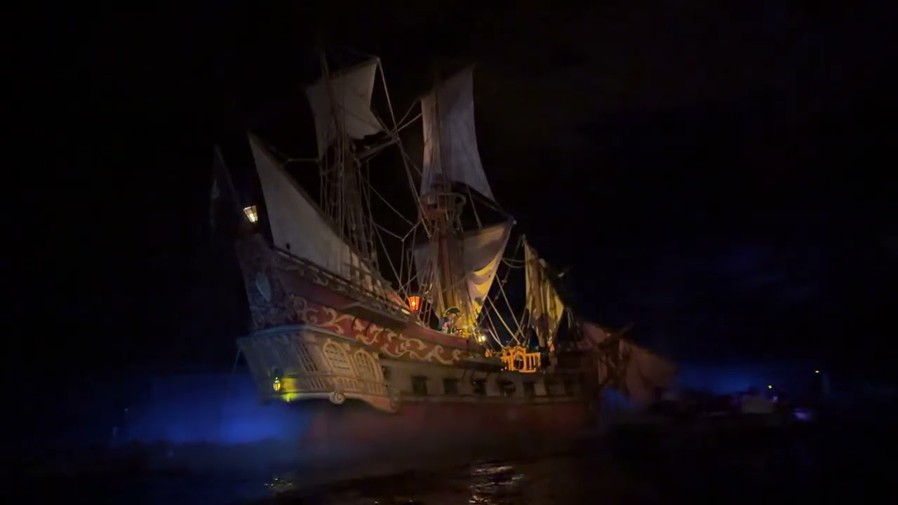 Pirates of the Caribbean – Walt Disney World  🏴‍☠️ POV - iPhone 17 Pro Max!