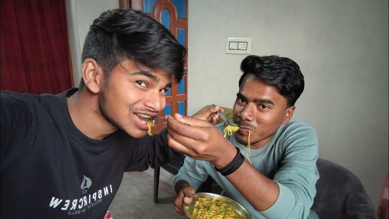 कितने दिनों BAAD, 🙂‍↔️हमने बनाया MAGGIE... #kaand IN vlog🧐...