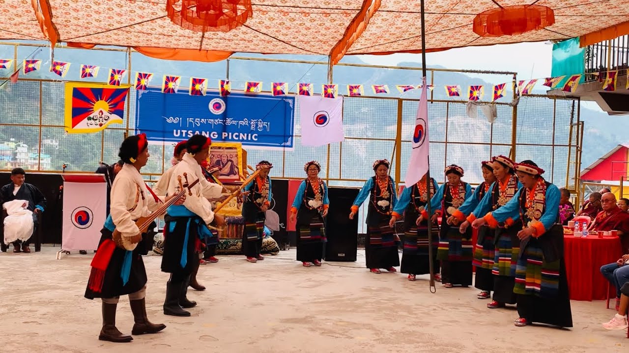 ༄༅། །ལ་སྟོད་པའི་འཁྲབ་གཞས་ཕུར་ན་གངས་རི་བཞེངས་ཡོད་ཞེས་བའི་བརྙན་ཐུང་།