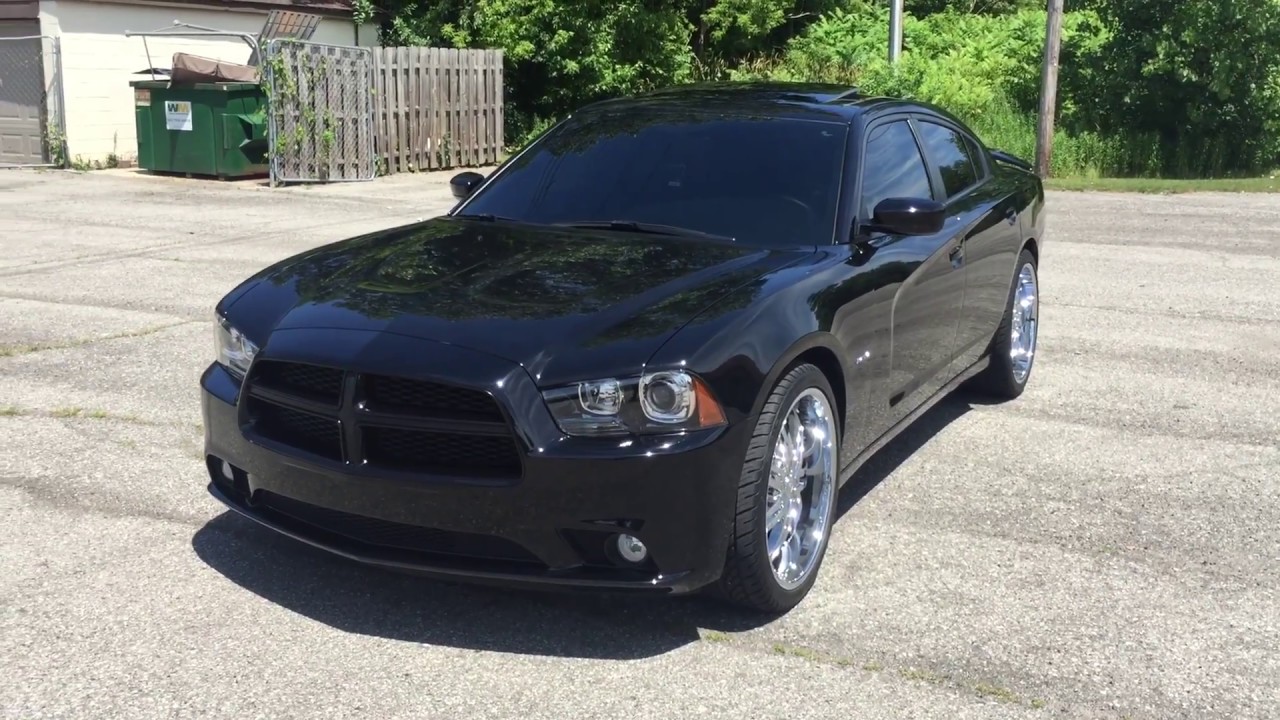 2014 Charger on 22s