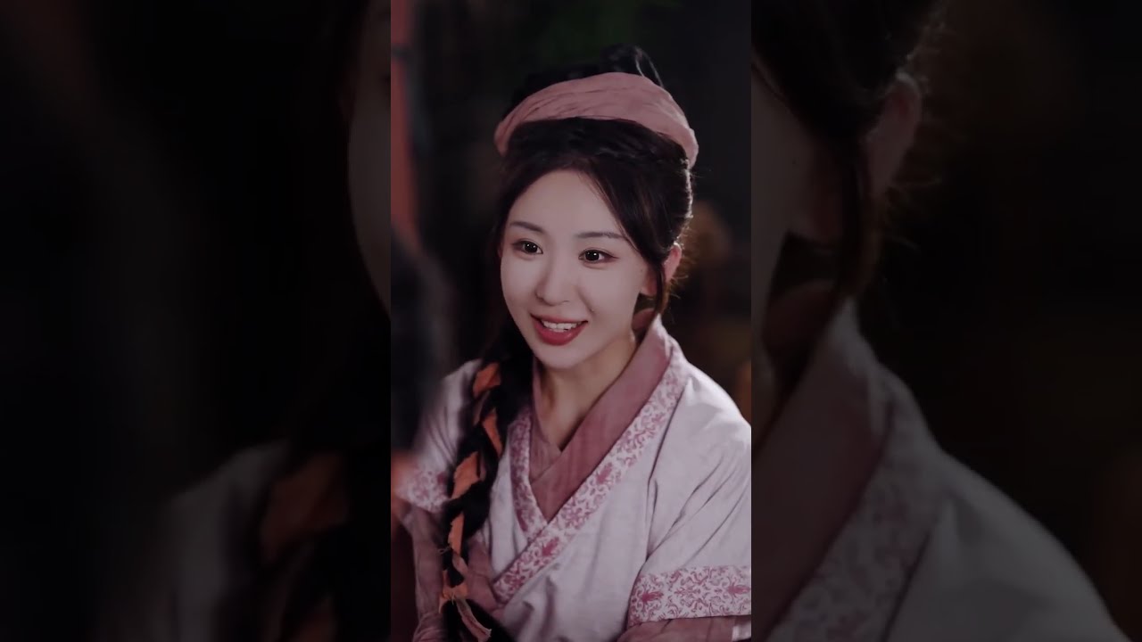 【古裝全集】穿成飢荒年代倆孩子的苦命媽，她意外激活養娃系統！旁人啃樹皮喝草湯，她卻帶崽崽天天炫肉，還帶領村民搞生產奔小康，靠著系統一路逆襲成首富，登頂人生巔峰！#古装 #穿越 #電影 #爱情 #逆襲