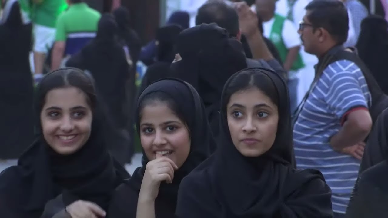 POTENZIELLE VERSTÖSSE: Saudi-Arabien stellt Verhaltenskatalog für Touristen auf