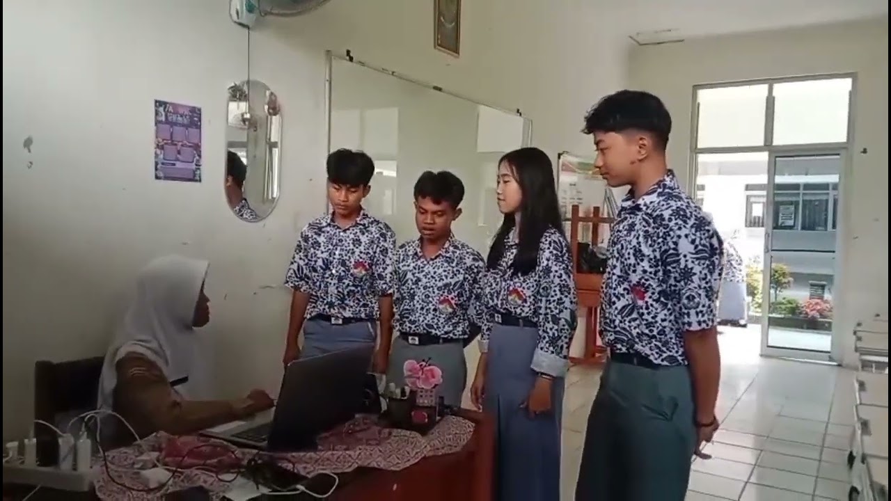 Teks Negosiasi Waktu Pengumpulan Tugas (Teks Negosiasi Guru)