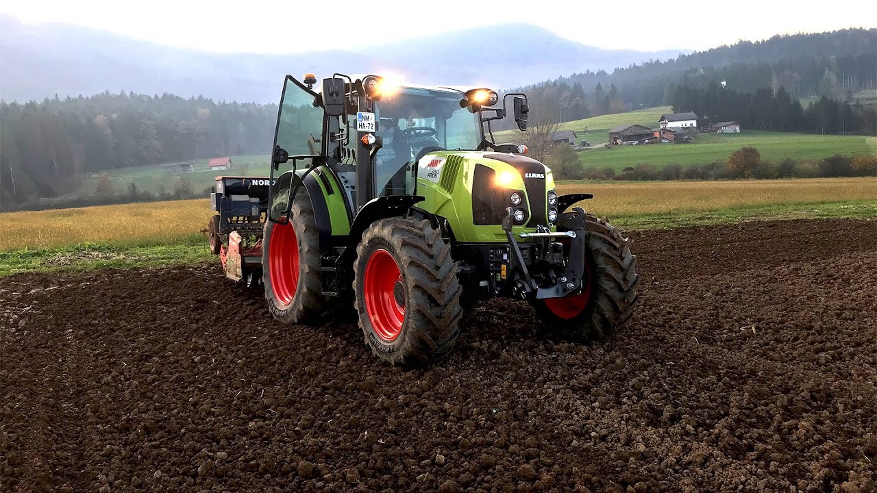 CLAAS Arion 450-seeding wheat
