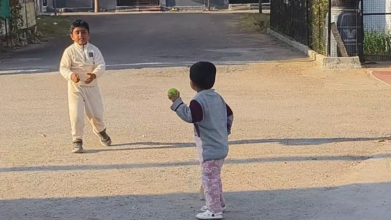 AADI AUR DUGGU NE KHELA CRICKET @AADIVLOGS09-v8t@souravjvlogs@sahiljoshivlogs7376@piyushjocgaming   