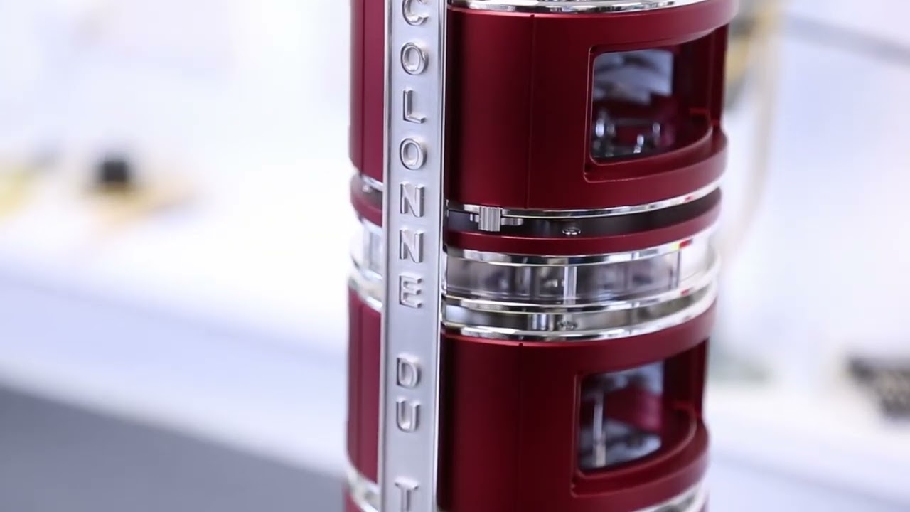 A unique timepiece combining art and engineering - 