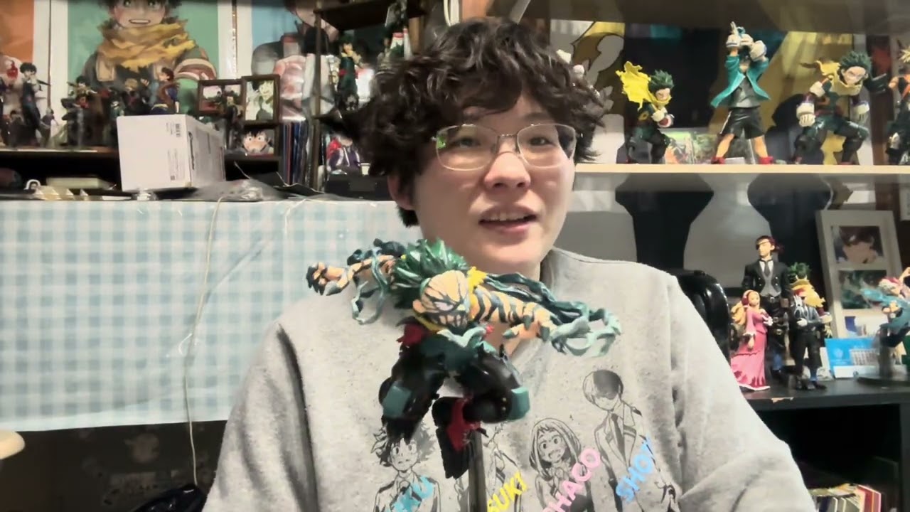 ヒロアカ原画展チケット取れたデクくんフィギュア来た