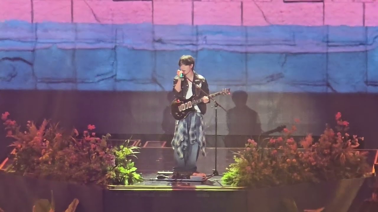 TXT - PANIC (BEOMGYU SOLO) [WEVERSE CON FESTIVAL 2025]