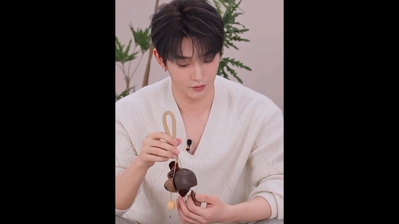 邓为 心灵手巧的美男子！看居家暖男DIY是一种享受！潘婷直播！ #邓为 #dengwei #cdrama #shortsviral