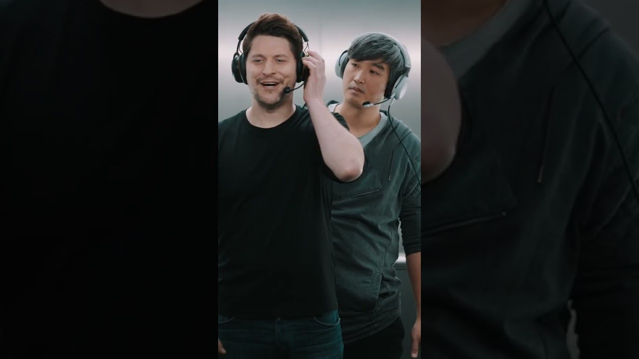 Do you want to know why Budi & Simon are getting annoyed with each other? Find out soon 💥