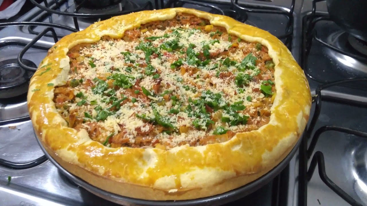Torta Rústica de Pernil (Que massa é essa!!??)