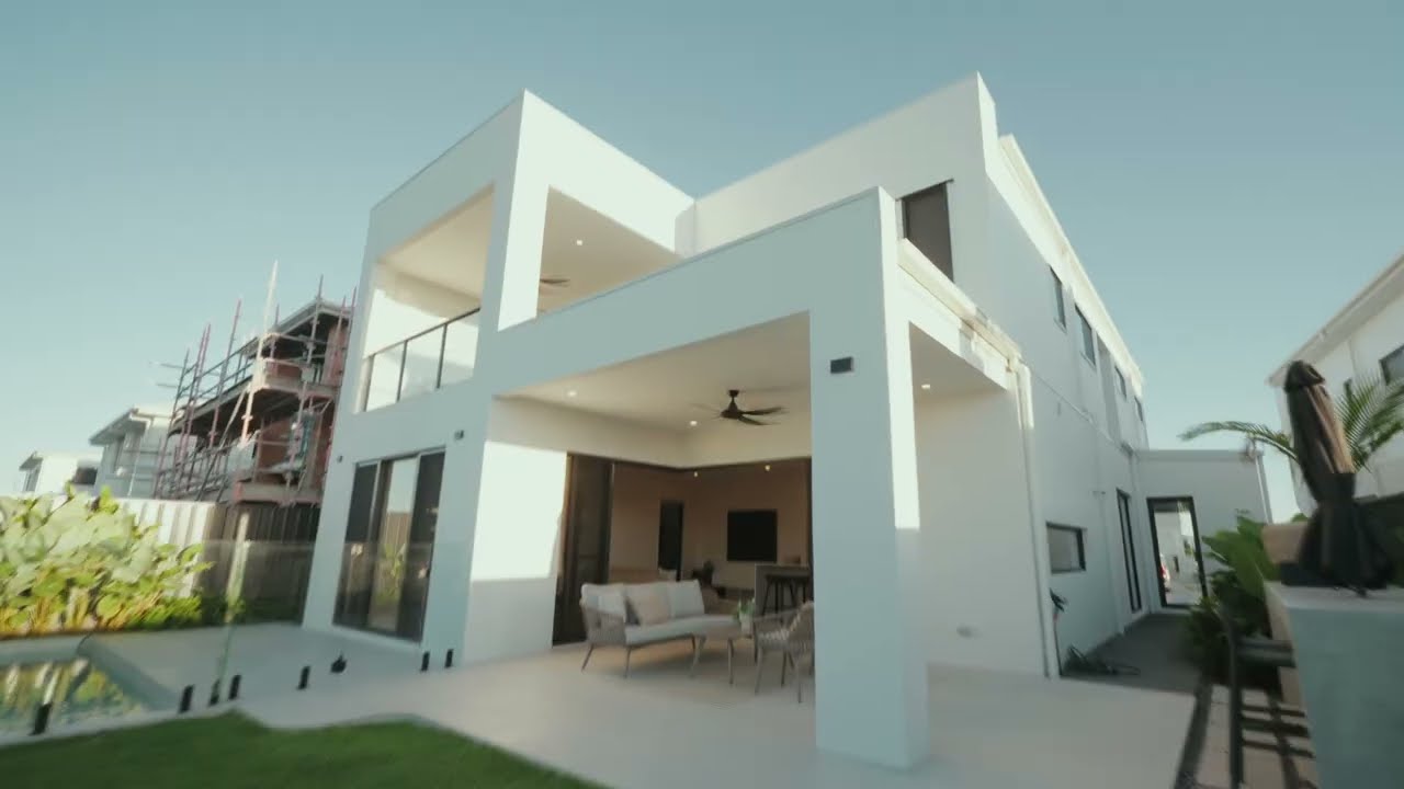 221 Coolum Parade Newport - Property Video