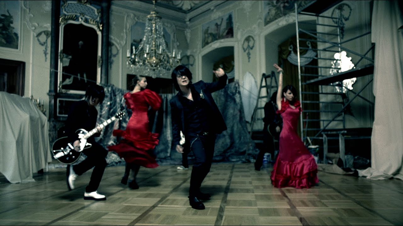 GLAY / 紅と黒のMATADORA