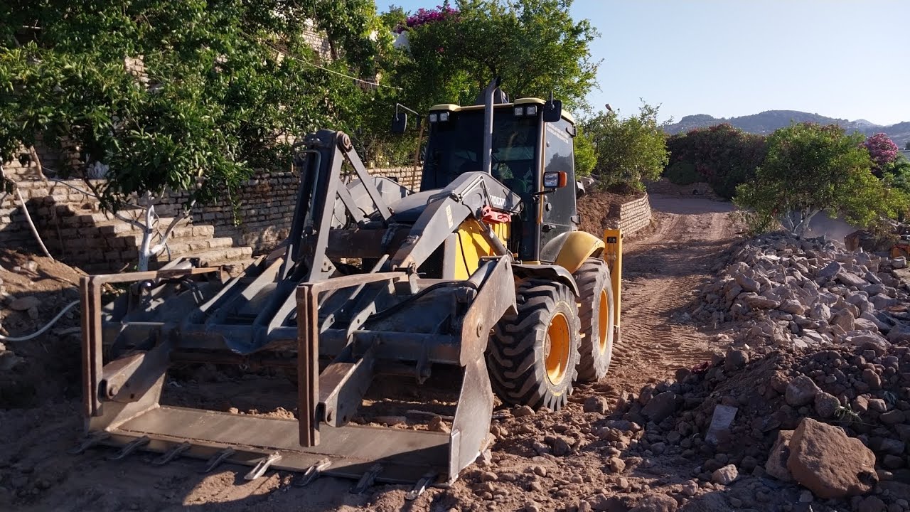 VOLVO BEKO LODER LEVELING #volvo #bekoloder #discover #keşfet #leveling #jcb #cat #komatsu #cats