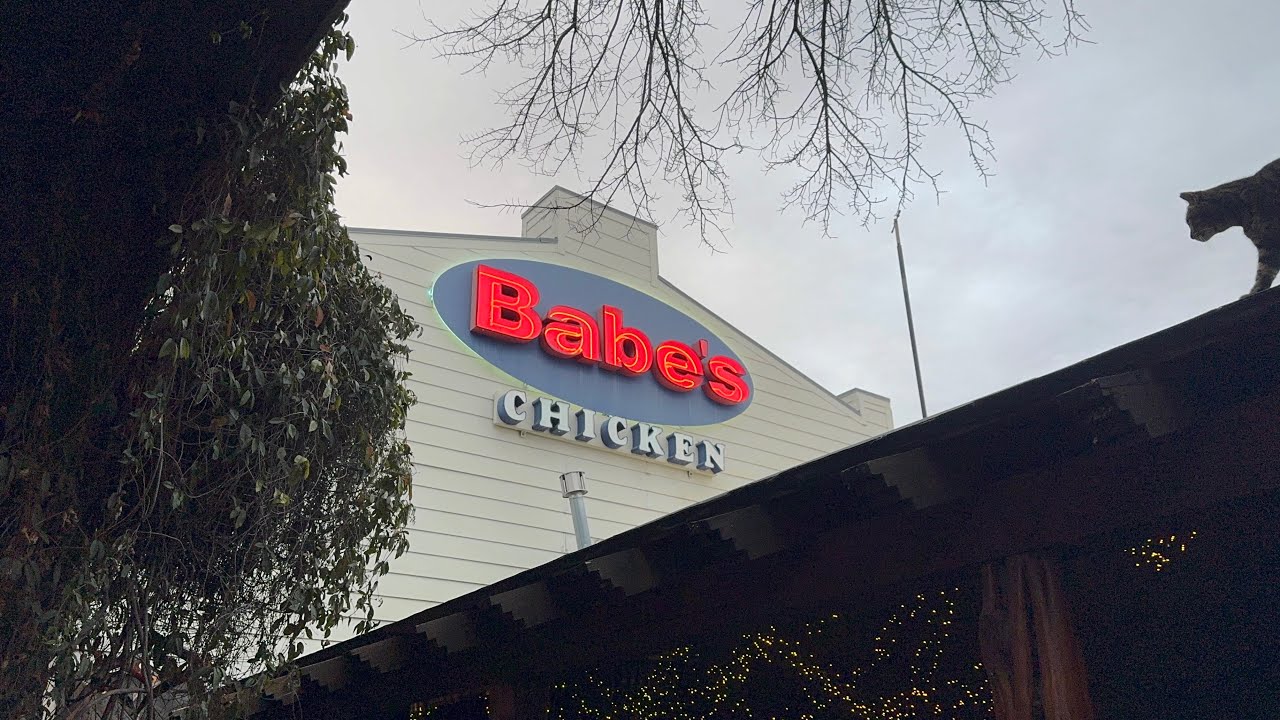 Preserving Family Memories, Praying at the Gym & Dinner at Babe’s Chicken | Family Vlog /episode 051