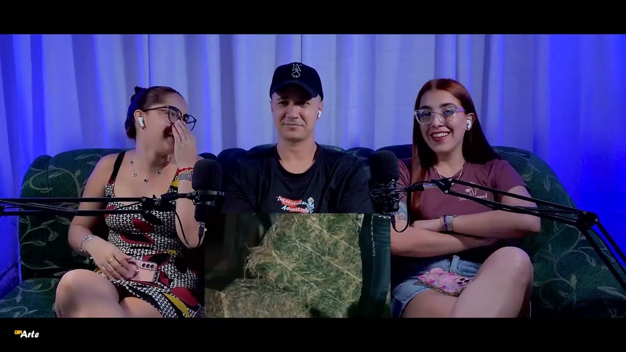 CUBANOS REACCIONAN a 5 CORRIDOS PROHIBIDOS QUE NO PUEDES ESCUCHAR EN MEXICO - (con Mely & Jenny)