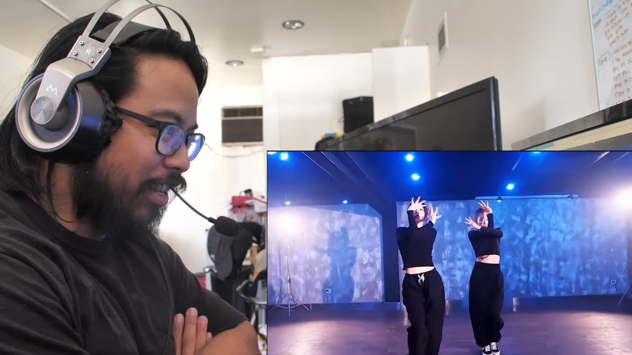 Professional Dancer Reacts to Irene & Seulgi 