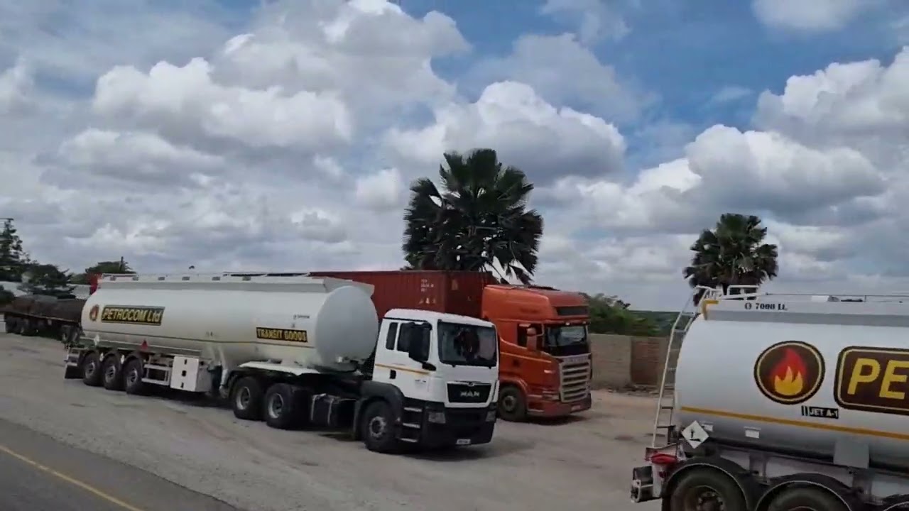 Traveling from Singida to Dodoma City with a Bus (Tanzania Tour)