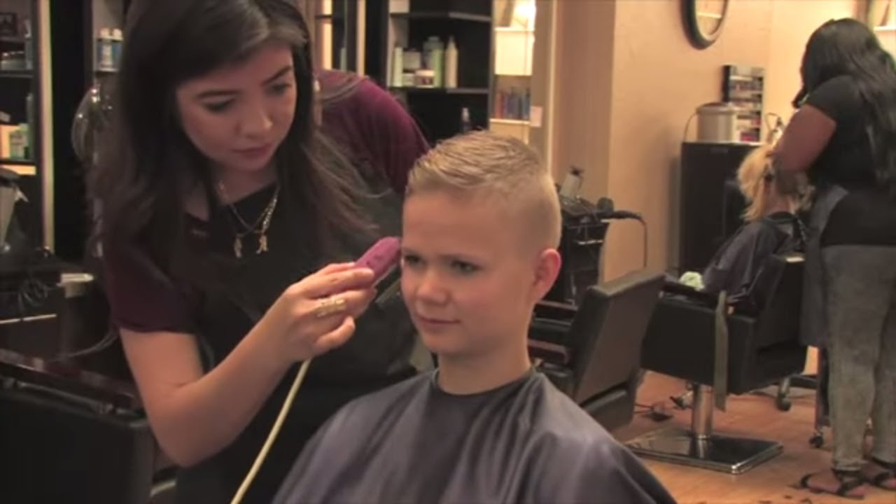 Keena AZ - Pt 1: She Wants an Ultra Short Pixie (Free Video)