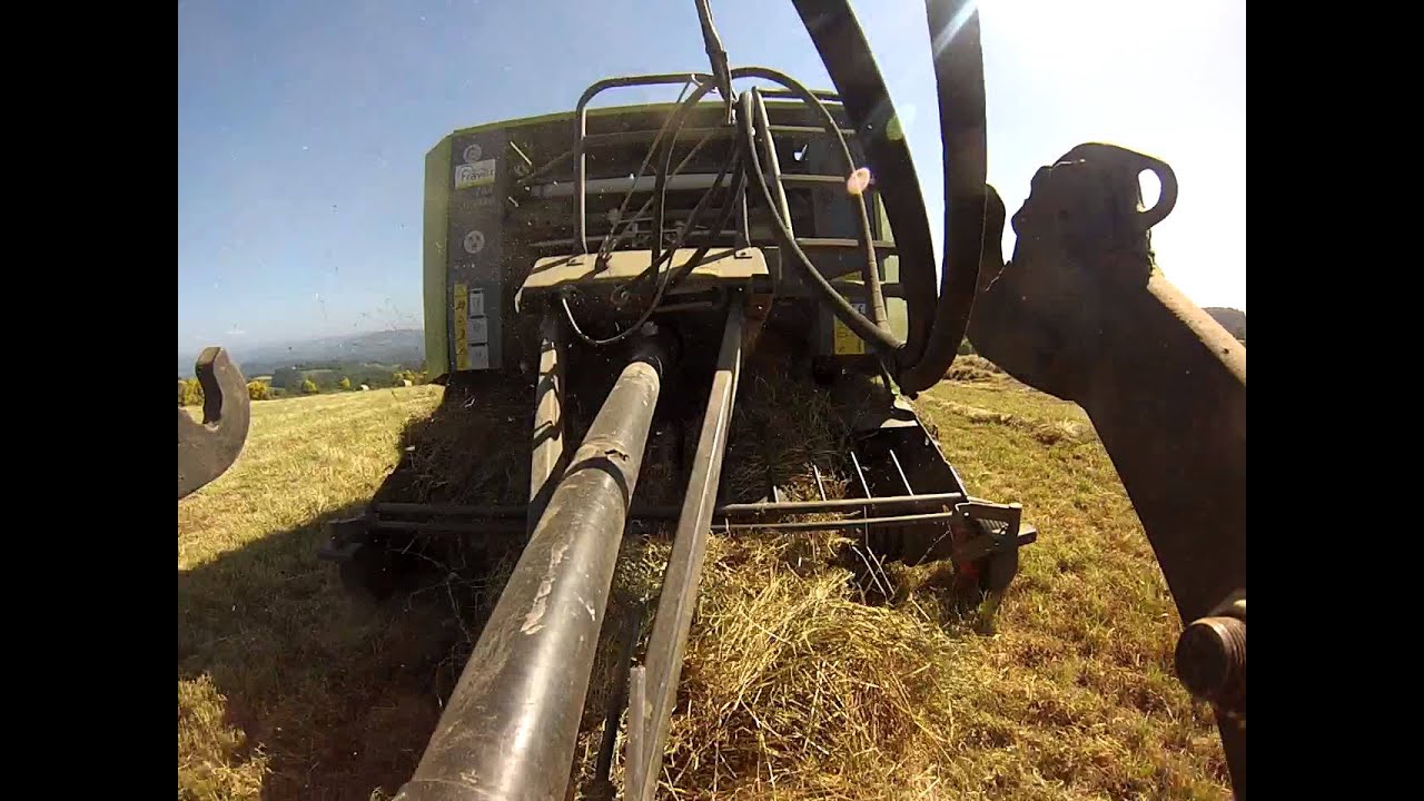 Claas 355 Round Baler & Deutz Agrotron M640 (GoPro Hero 3)