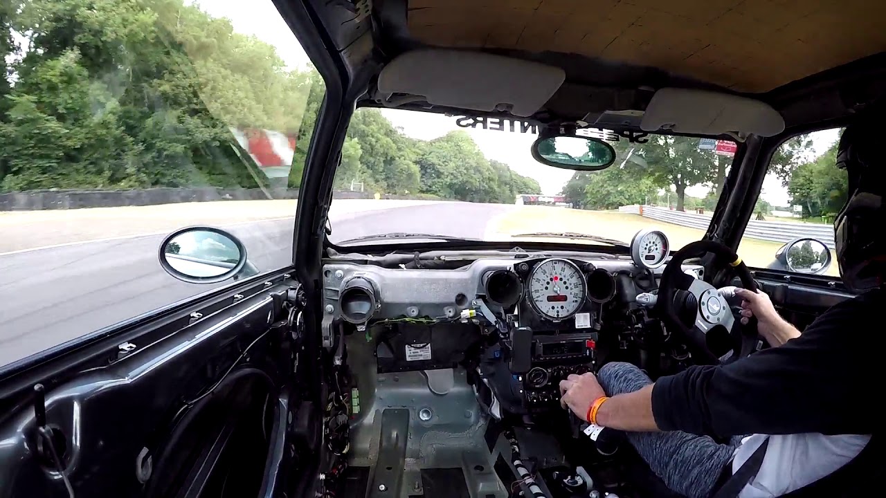 Oulton Park in Mini R53