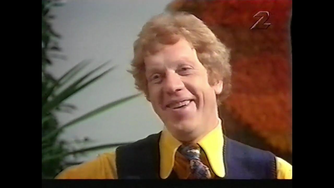 Minnernas Television - Efter Min Näbb